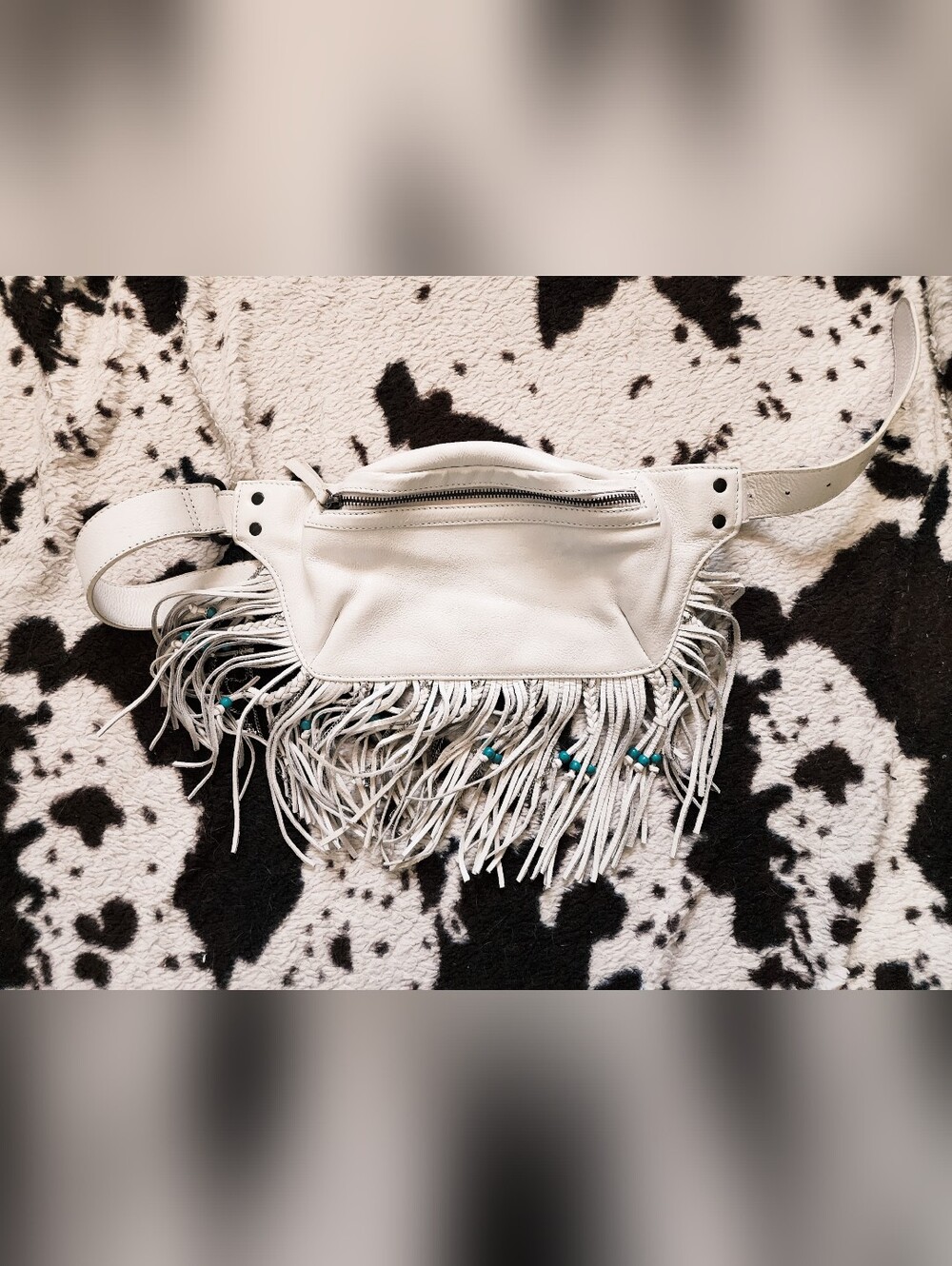 "IDYLLWIND" WOMEN'S FRINGE FANNY PACK - WHITE